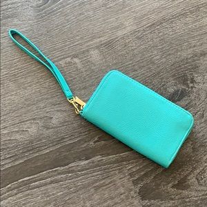 Mint Wristlet